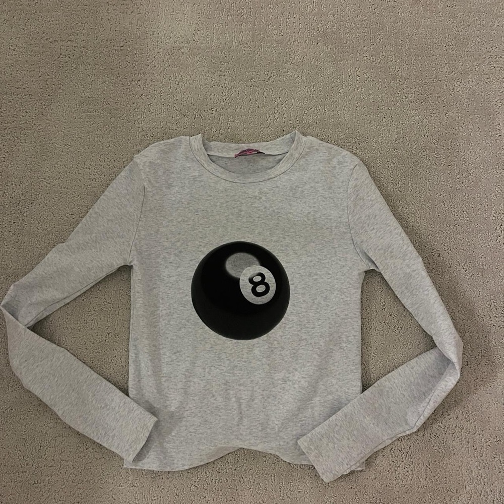 Edikted Light Gray Long Sleeve Tee with 8-Ball Graphic